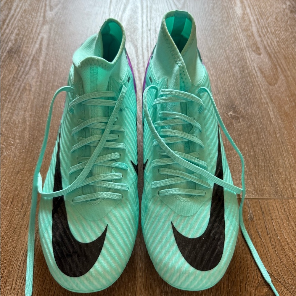 Nike Zoom Superfly 9 Academy Soccer Cleats-Worn Once- Size 7M, 8W